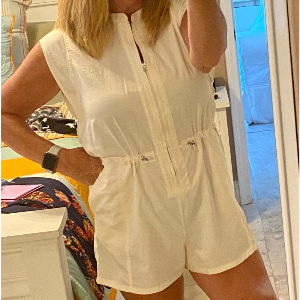 White romper, worn twice, perfect condition. Elastics waste has draw string.